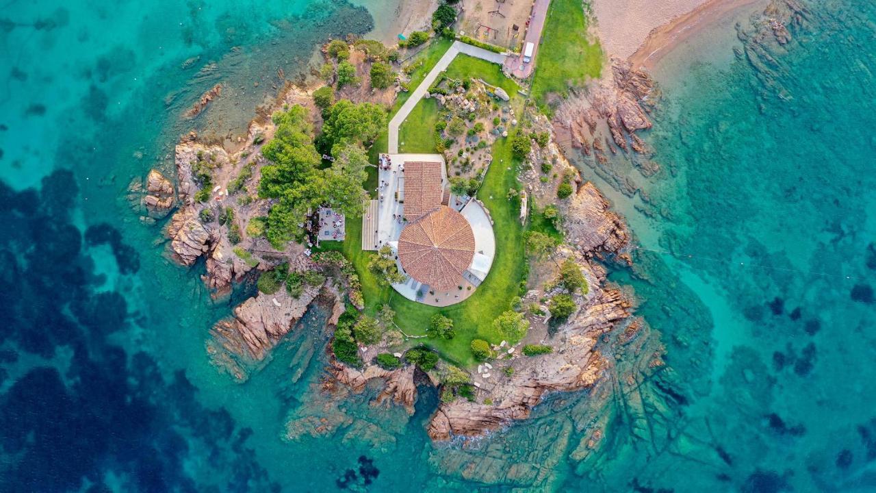 Centro Vacanze Isuledda Канніджоне Екстер'єр фото
